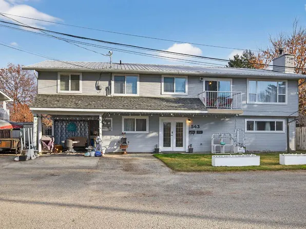543 Desmond St, Kamloops, BC V2B 5J9