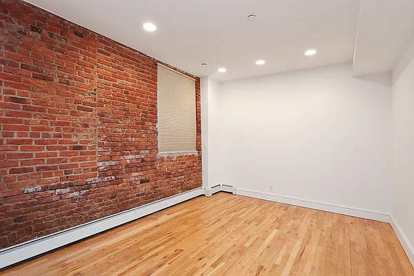 Rented by Corcoran | media 16