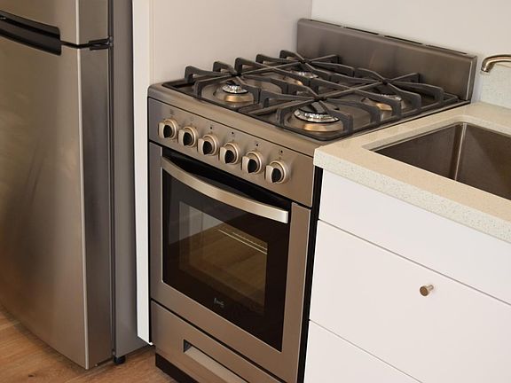 3rd image of 1 Hill St APT 201