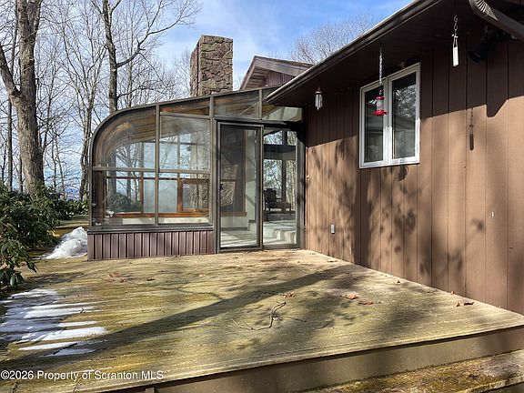 5th image of 8 Hobbs Rd