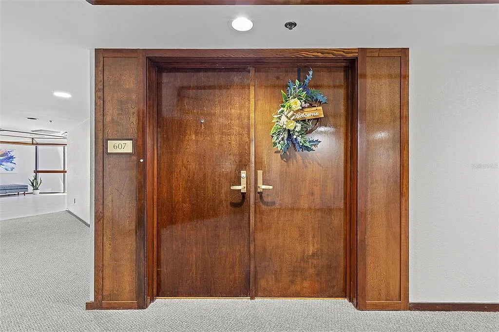 2 bed, 2.0 bath, 1610 sqft, $5,500 — Photo 4