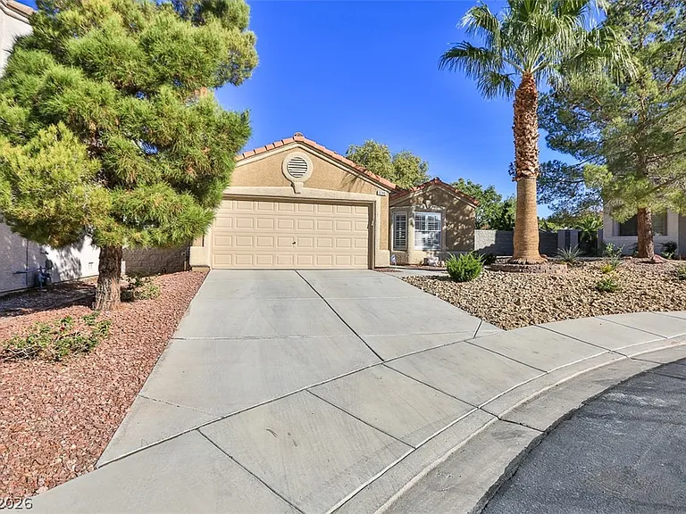 3240 Peaceful Shadows Ct — Photo 2