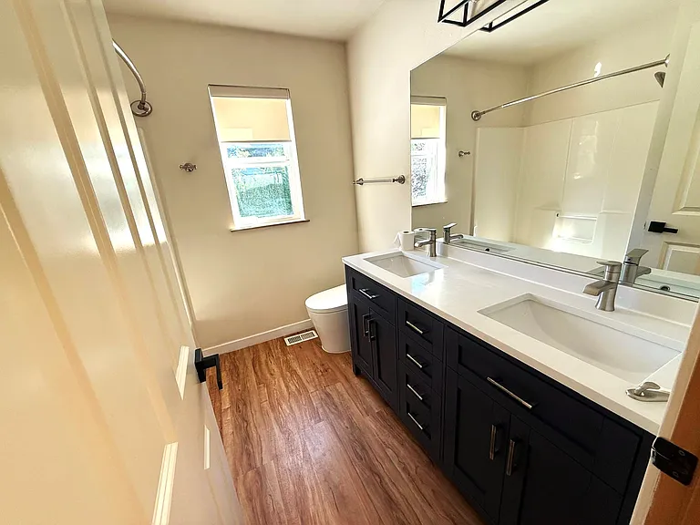 12023 NE 100th Pl — Photo 15