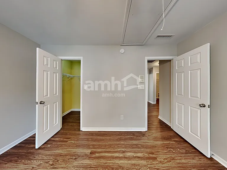 1933 Sterling Hill Dr — Photo 17