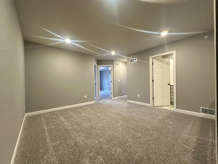 10890 Fountain Pl N — Photo 15