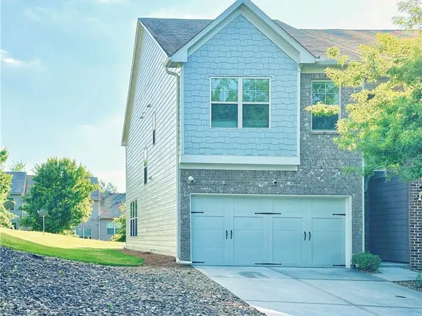 1933 Paxton Ridge Ct, Lilburn, GA 30047