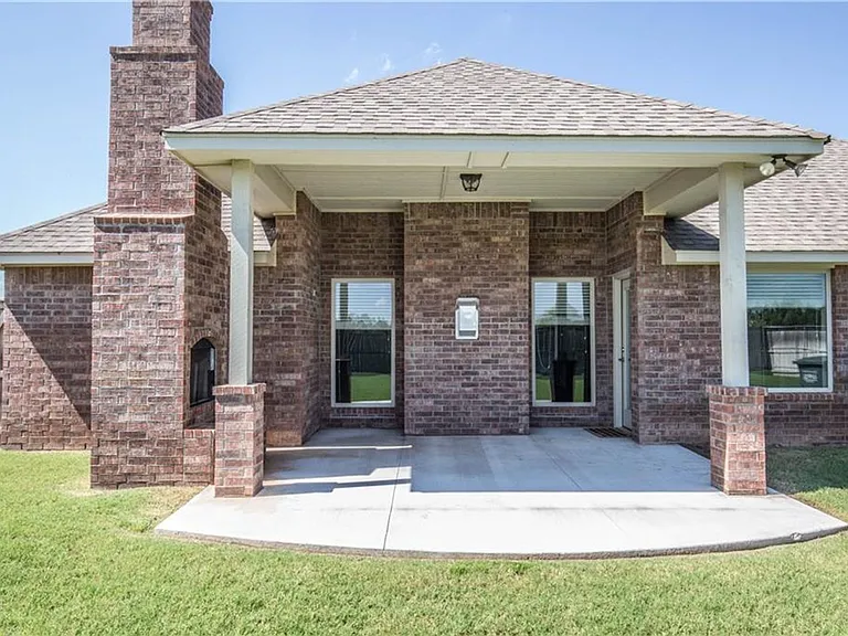 2024 Sweetgrass Cir — Photo 23