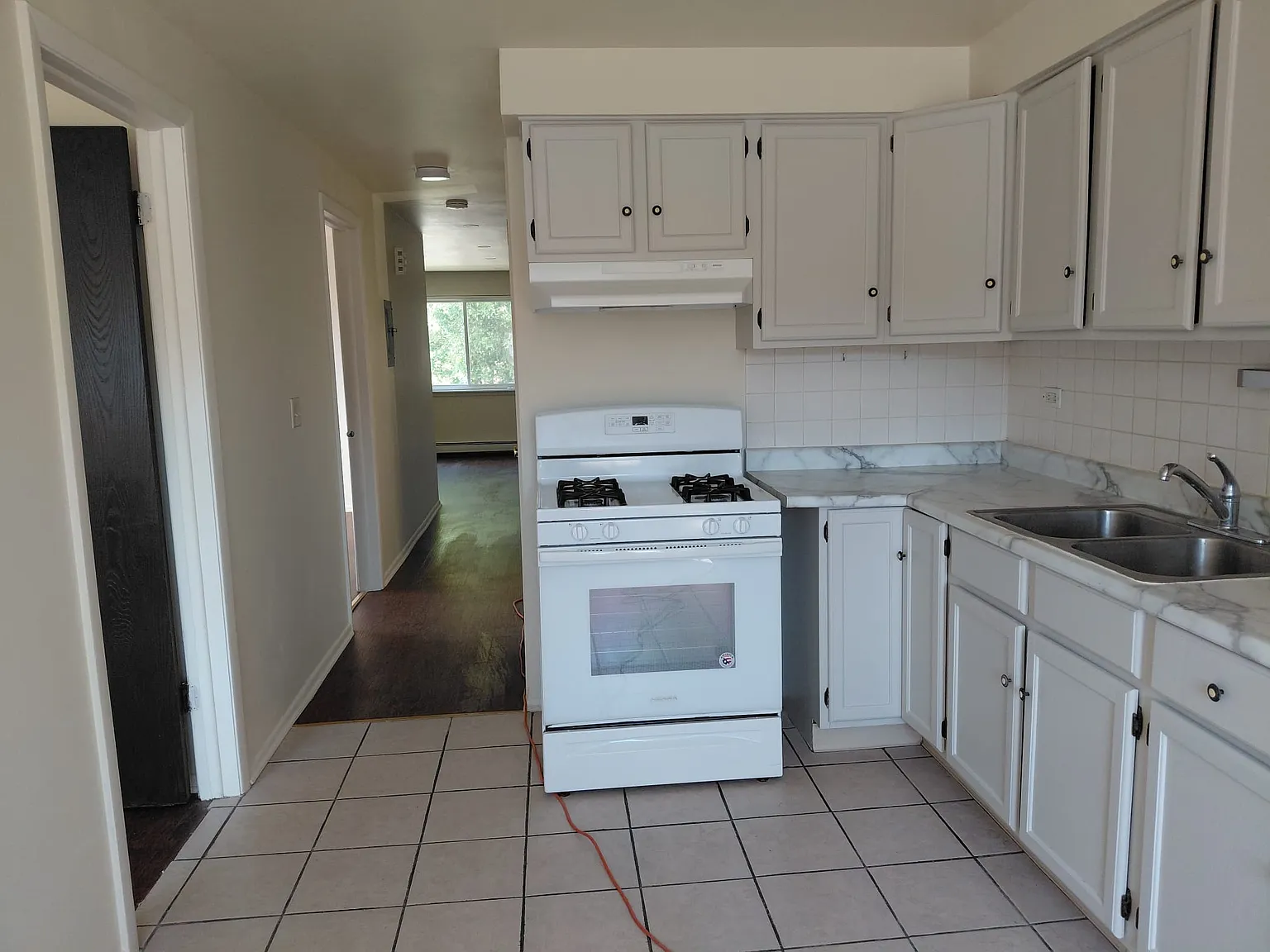 2 bed, $1,700 — Photo 2