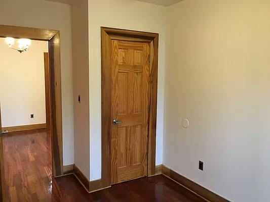 Rented by Nooklyn NYC LLC | media 34