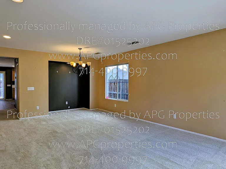 2439 N Cameo Ct — Photo 15