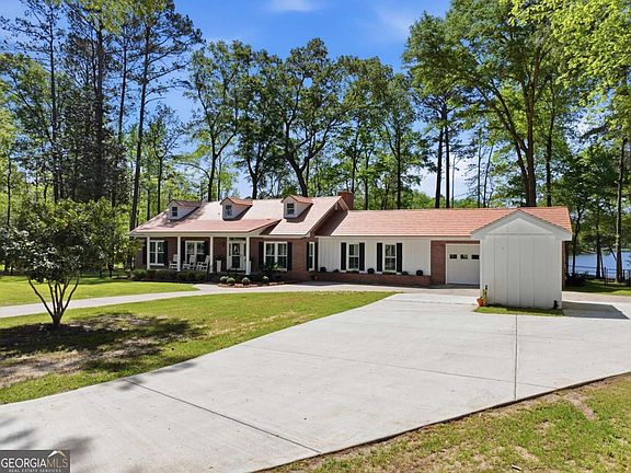 4th image of 1044 Lewis Mill Lake Rd