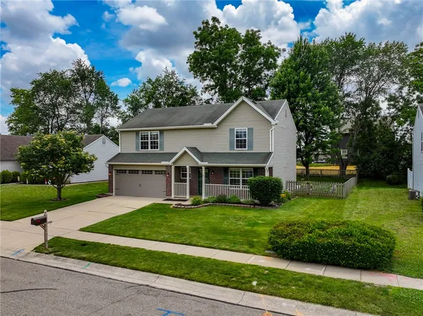 1310 Shannon Ln, Xenia, OH 45385