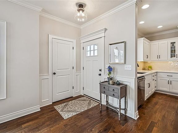 2nd image of 11429 S Millridge St