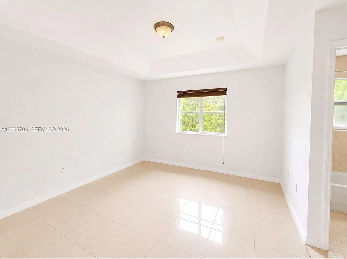 Venetia Grove — Photo 4