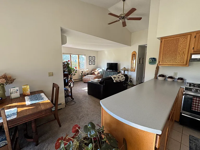 8818 Reed Hill Rd #1 — Photo 7