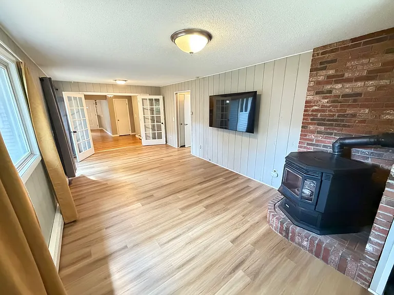 164 Mayo Rd — Photo 7