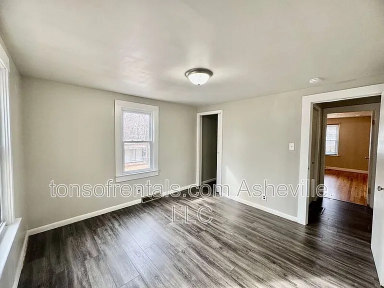 6 Atkins St — Photo 16