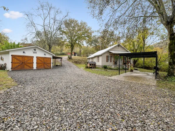 120 Tuttle Ln, Bethpage, TN 37022