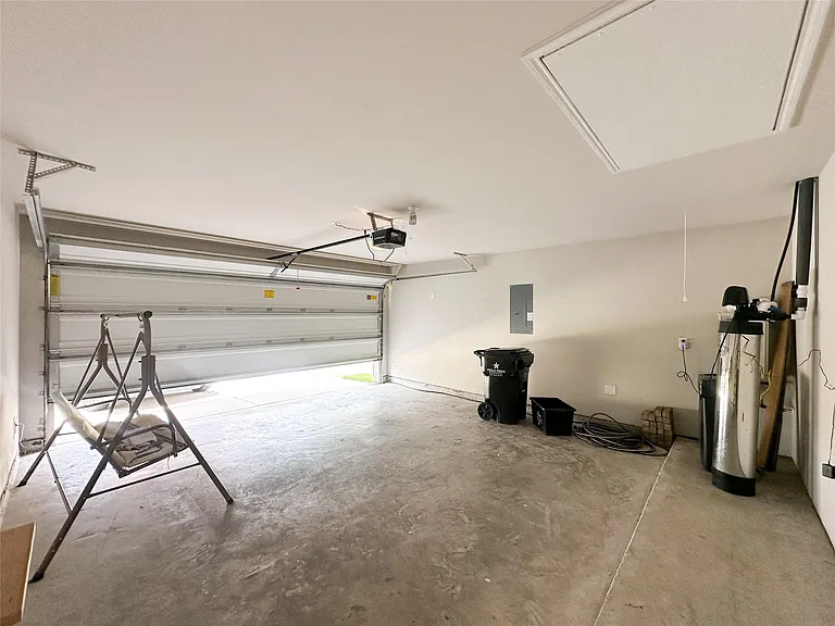 1807 Brady Shores Dr — Photo 15