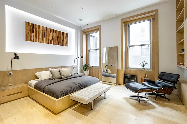 Sold by Douglas Elliman | media 23
