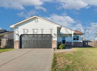 621 S Longbranch Dr, Maize, KS 67101