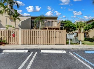 614 Executive Center Dr, West Palm Beach, FL 33401