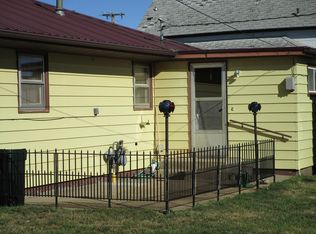 104 D St S, Glen Ullin, ND 58631