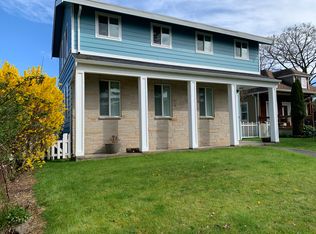 5215 N Winnifred St #A, Ruston, WA 98407