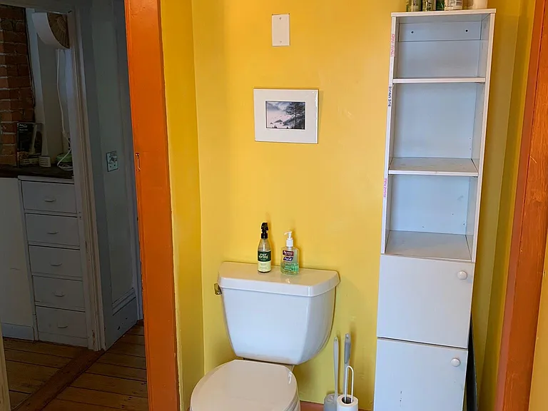 33 Oak Grove St #2 — Photo 5