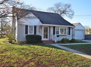 51 Foster Blvd, Babylon, NY 11702