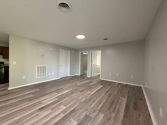4th image of 1216 Tusculum Blvd #1215