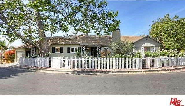 1st image of 4227 Holly Knoll Dr