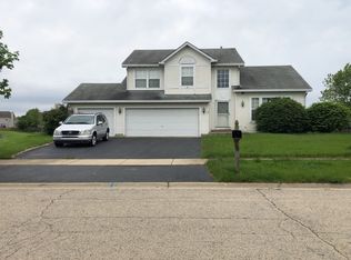 711 Richmond Dr, Oswego, IL 60543