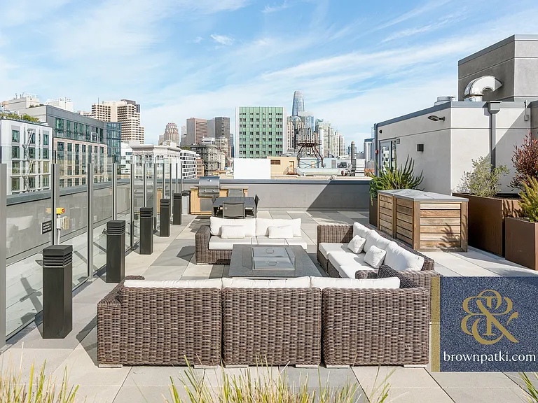 1075 Market St #807 — Photo 16
