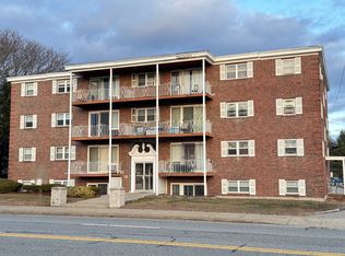 15 Main St APT 5, North Reading, MA 01864