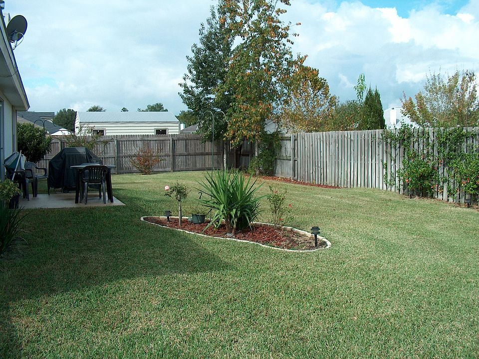 2nd image of 3356 Shelley Dr