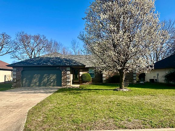 2nd image of 505 E Ozark Jubilee Drive
