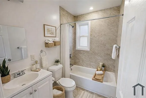 2 bed, $1,999 — Photo 4