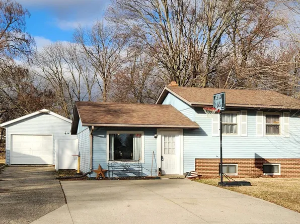 1902 Parkdale Dr, Washington, IN 47501