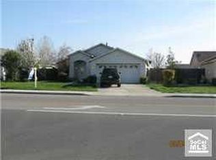 1217 Berkshire Rd, Bakersfield, CA 93307