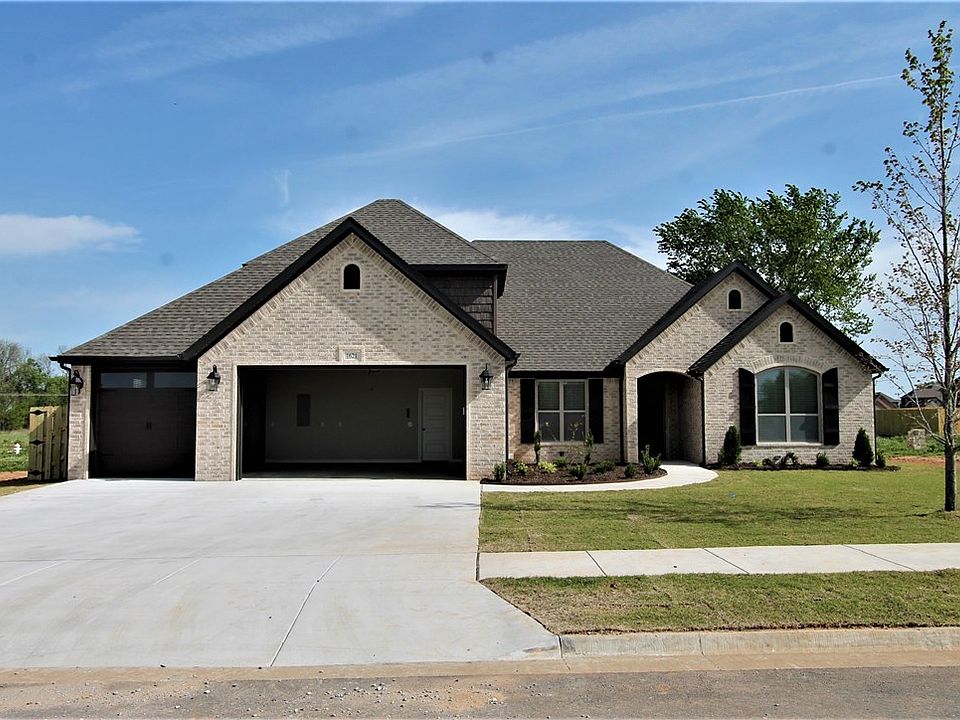 1st image of 1621 Grace Pl