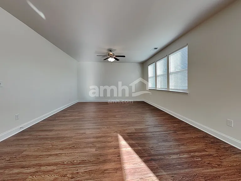 102 Fairway Crossing Way — Photo 7