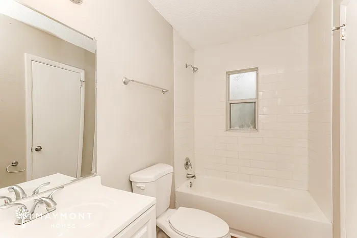 1857 W 24th St — Photo 13