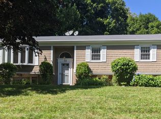 125 Franklin Rd, Longmeadow, MA 01106