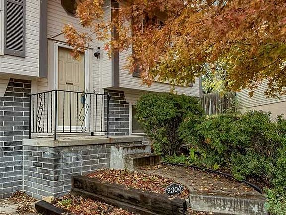2nd image of 2304 Willow Cir