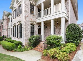 1266 Village Terrace Ct, Dunwoody, GA 30338