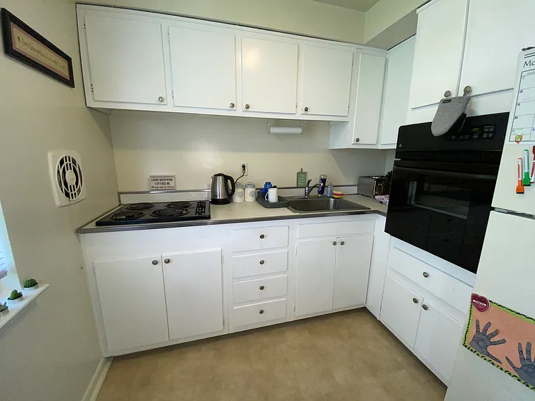 16 Midland Rd #A — Photo 6