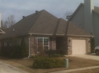 242 Forest Lakes Dr, Sterrett, AL 35147