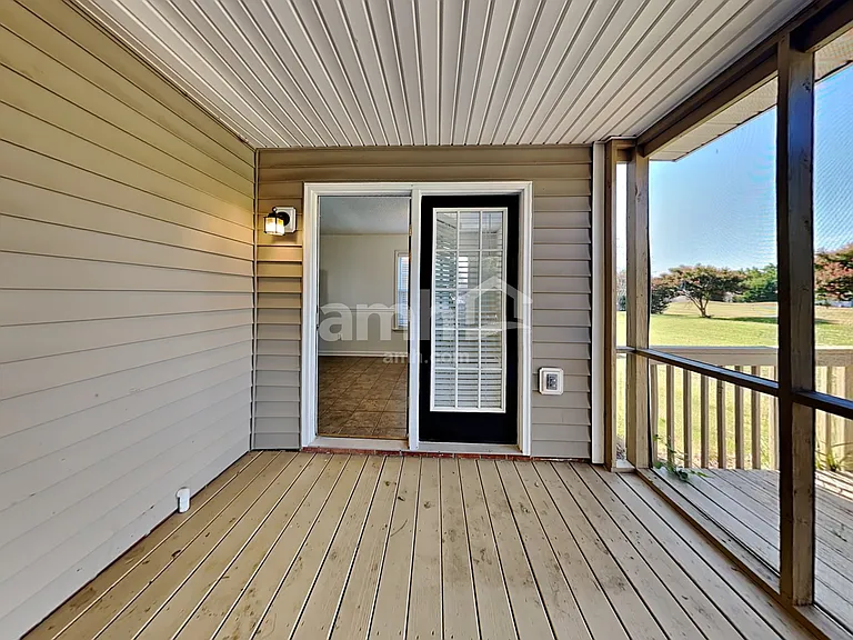 5464 Grand Traverse Dr — Photo 22