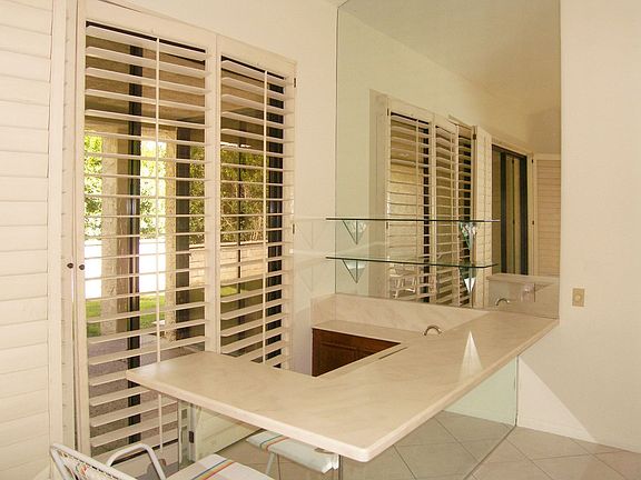 4th image of 2540 W La Condesa Dr